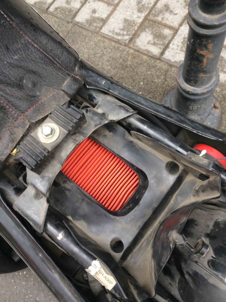 Honda cbf 150 Hava filtresi Değişimi