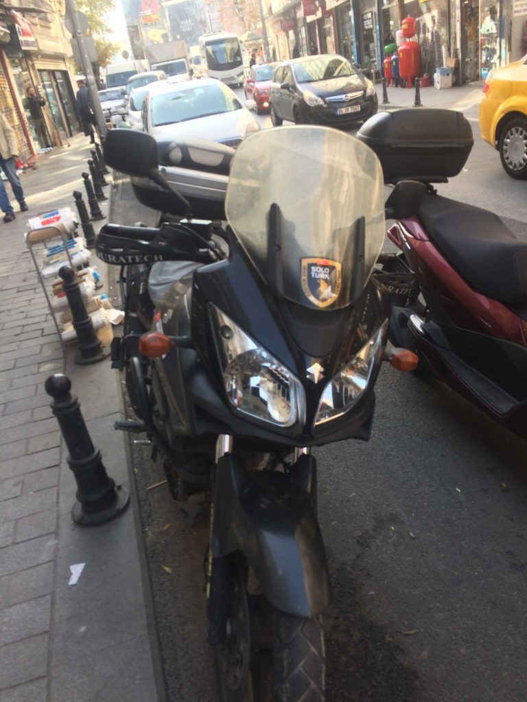 Suzuki v-strom dl650 Güneşten Sararan orjinal cam