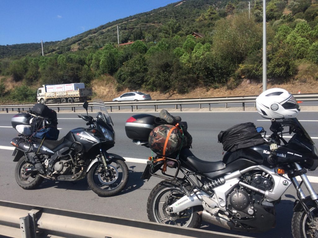 Suzuki v-strom dl650 Ve kawasaki versys karadeniz Seyahati